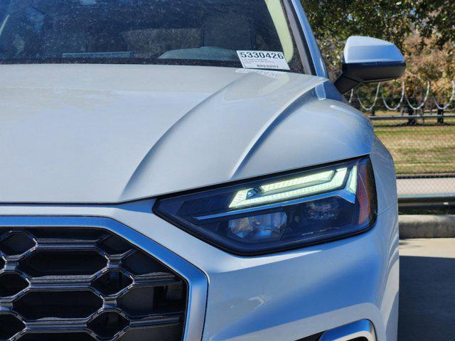 new 2025 Audi Q5 car, priced at $57,700