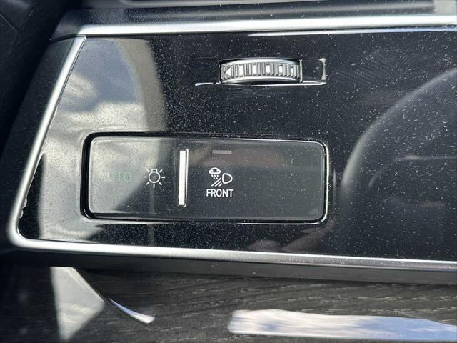 new 2025 Audi Q7 car, priced at $83,090