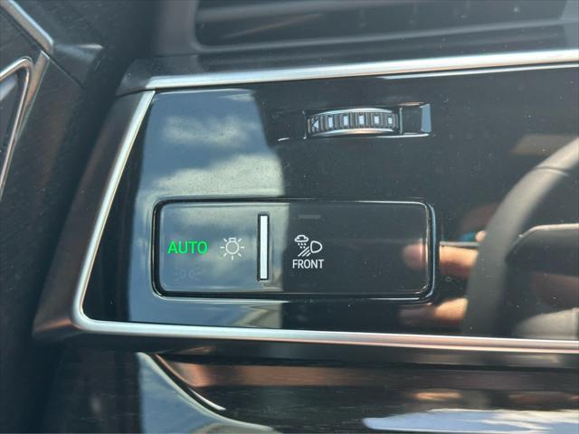 new 2025 Audi Q8 car, priced at $86,335