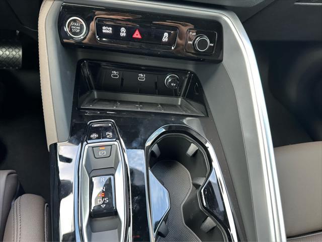 new 2025 Audi Q5 car, priced at $61,950