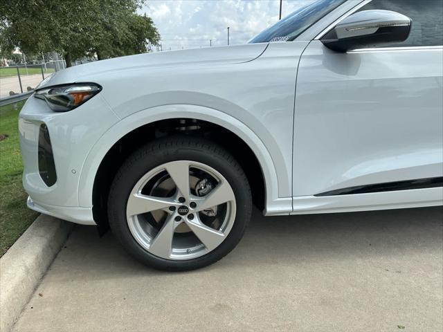 new 2025 Audi Q5 car, priced at $61,950