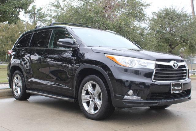 used 2016 Toyota Highlander car, priced at $19,949