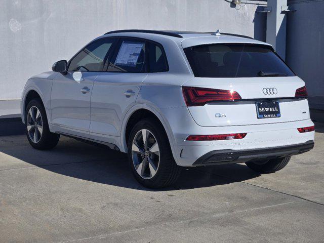 new 2025 Audi Q5 car, priced at $54,450