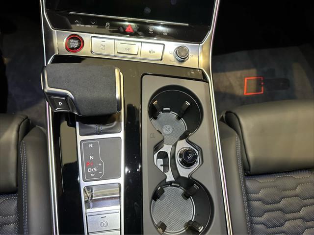 new 2025 Audi RS 6 Avant car, priced at $148,240