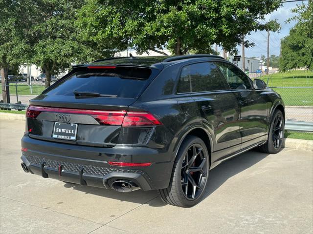 new 2025 Audi RS Q8 car, priced at $155,485