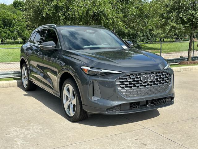 new 2025 Audi Q5 car, priced at $60,975