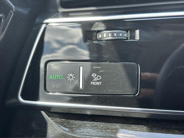 new 2025 Audi Q7 car, priced at $76,950