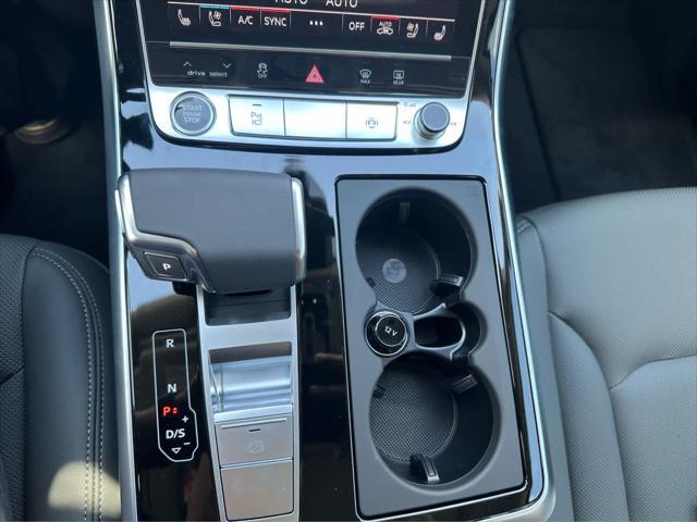 new 2025 Audi Q7 car, priced at $76,950