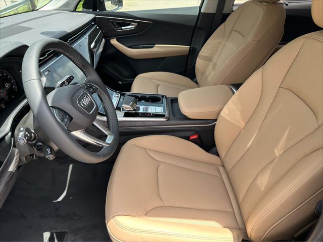 new 2025 Audi Q7 car, priced at $76,700