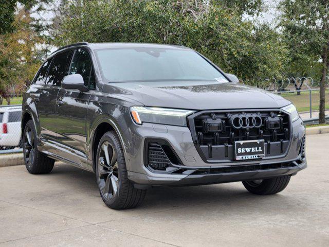 new 2025 Audi Q7 car, priced at $77,840