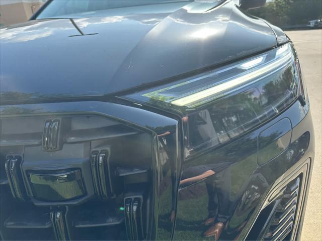 new 2025 Audi Q7 car, priced at $76,060