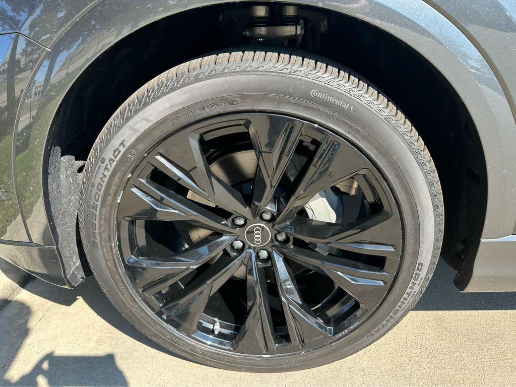 new 2026 Audi Q8 car, priced at $86,300