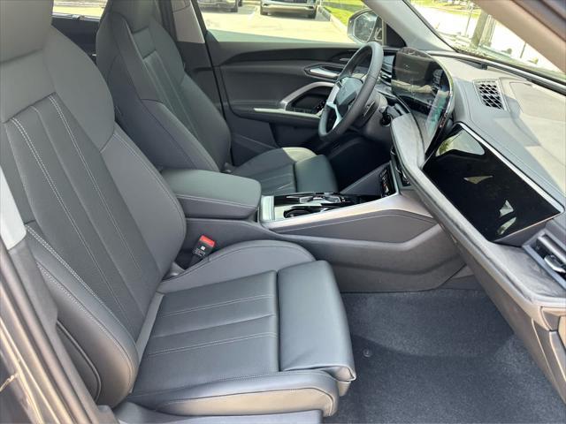 new 2025 Audi Q5 car, priced at $60,975