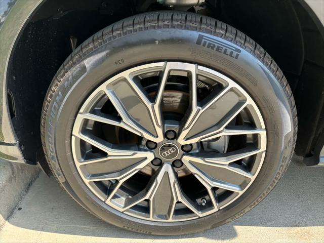 new 2025 Audi Q5 car, priced at $60,975