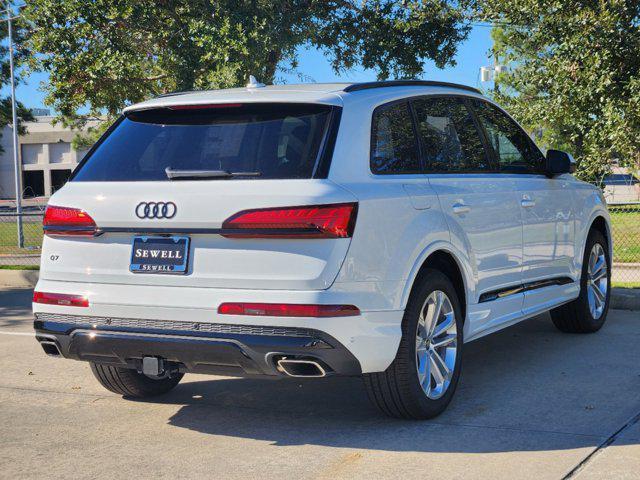 new 2025 Audi Q7 car, priced at $75,890