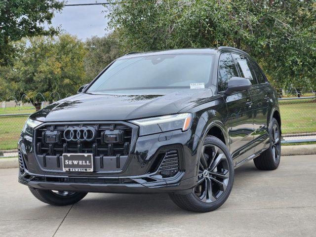 new 2025 Audi Q7 car, priced at $77,840