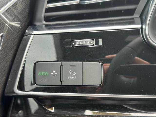 new 2025 Audi Q7 car, priced at $78,830