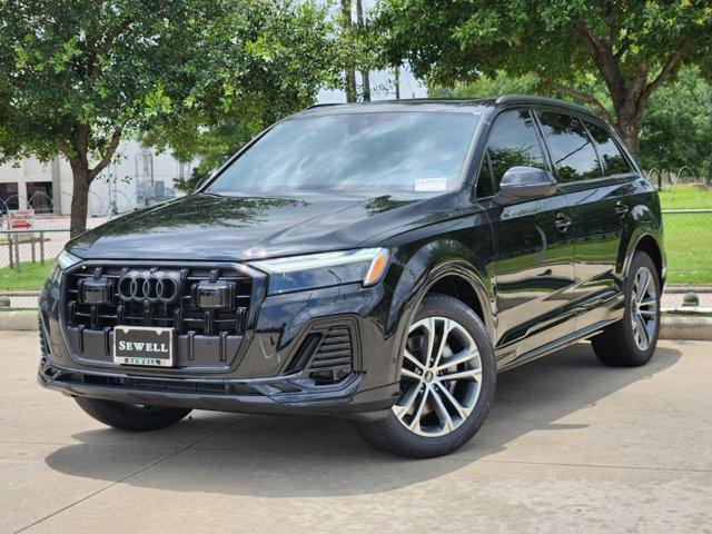 new 2025 Audi Q7 car, priced at $69,200