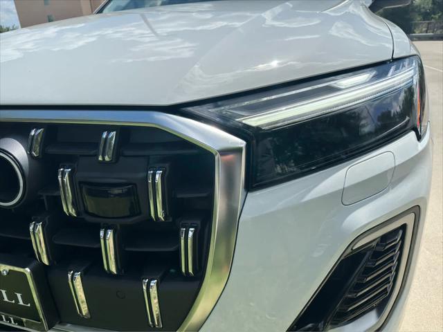 new 2025 Audi Q7 car, priced at $77,080