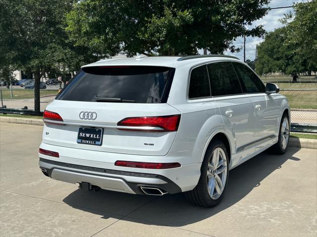 new 2025 Audi Q7 car, priced at $77,080