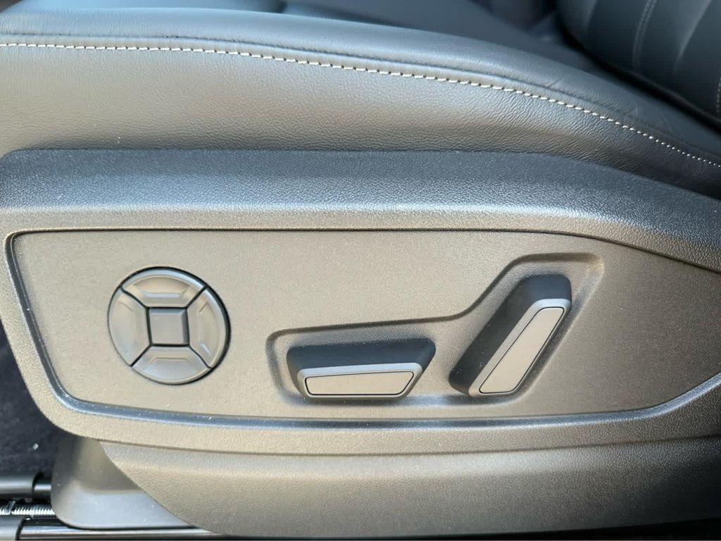 new 2025 Audi Q5 car, priced at $58,190