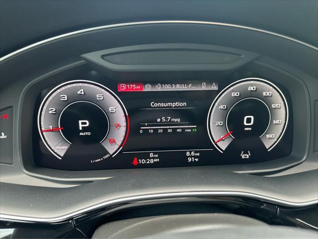 new 2025 Audi Q7 car, priced at $70,770
