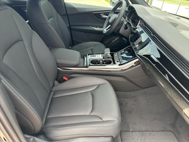 new 2025 Audi Q7 car, priced at $70,770