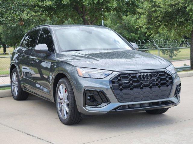 new 2024 Audi Q5 car, priced at $70,310