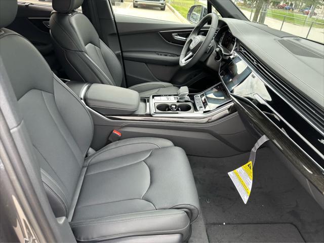 new 2025 Audi Q7 car, priced at $80,990