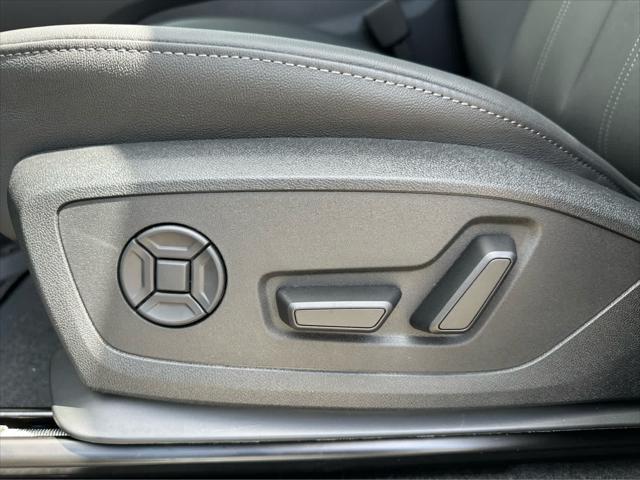 new 2025 Audi Q6 e-tron car, priced at $74,450