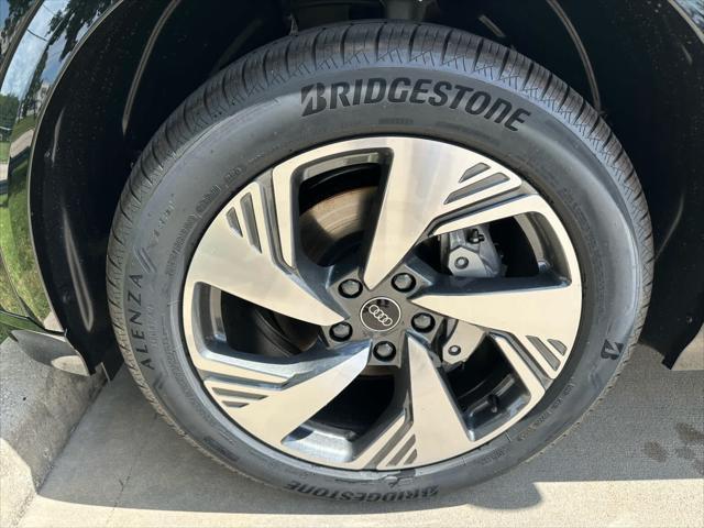 new 2025 Audi Q6 e-tron car, priced at $74,450