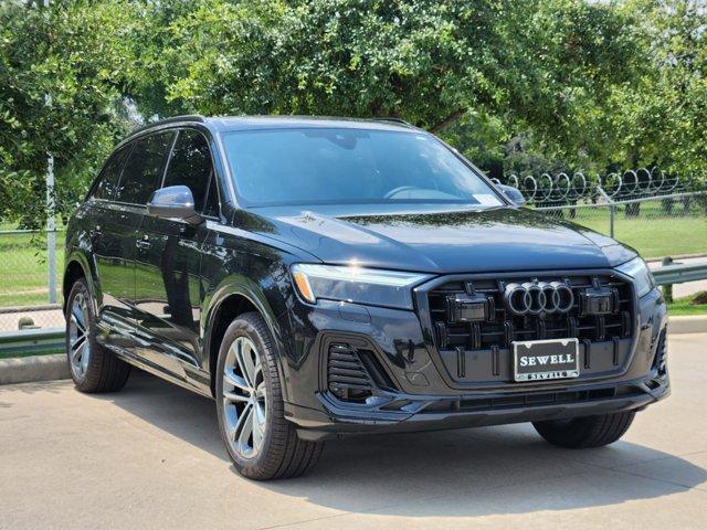 new 2025 Audi Q7 car, priced at $71,500