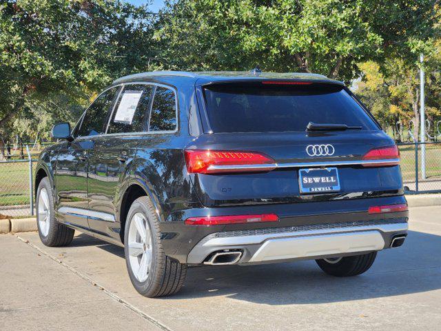 new 2025 Audi Q7 car, priced at $69,900