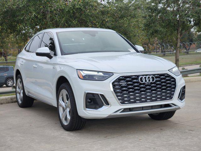 new 2025 Audi Q5 car, priced at $59,625