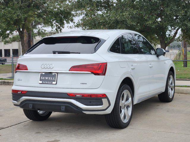 new 2025 Audi Q5 car, priced at $59,625