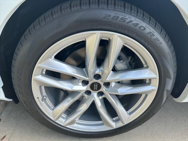 new 2025 Audi Q7 car, priced at $76,350