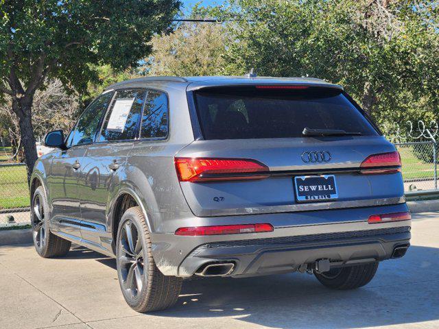 new 2025 Audi Q7 car, priced at $77,750