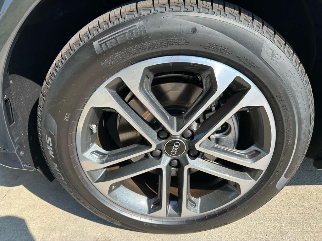 new 2025 Audi Q5 car, priced at $63,450