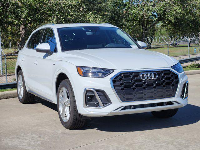 new 2025 Audi Q5 car, priced at $66,685