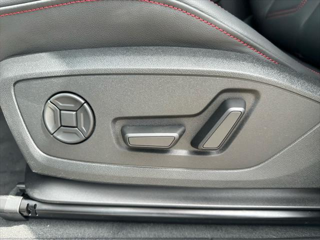new 2025 Audi Q3 car, priced at $47,200