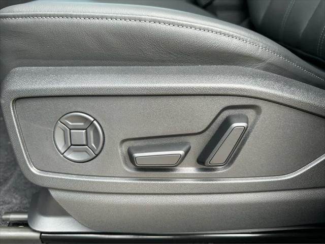 new 2025 Audi Q5 car, priced at $60,440