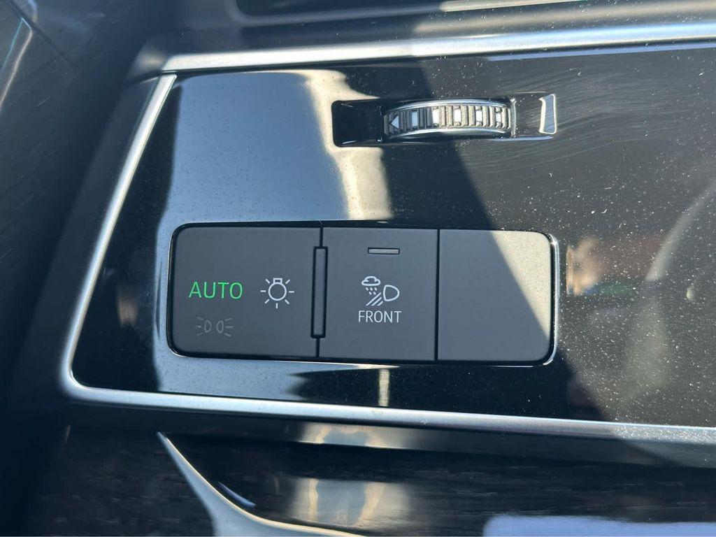 new 2026 Audi Q7 car, priced at $67,145