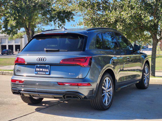 new 2025 Audi Q5 car, priced at $70,550