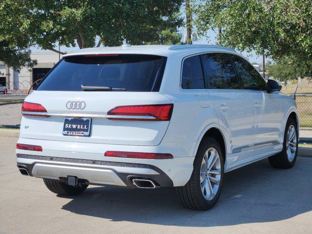 new 2025 Audi Q7 car, priced at $75,800