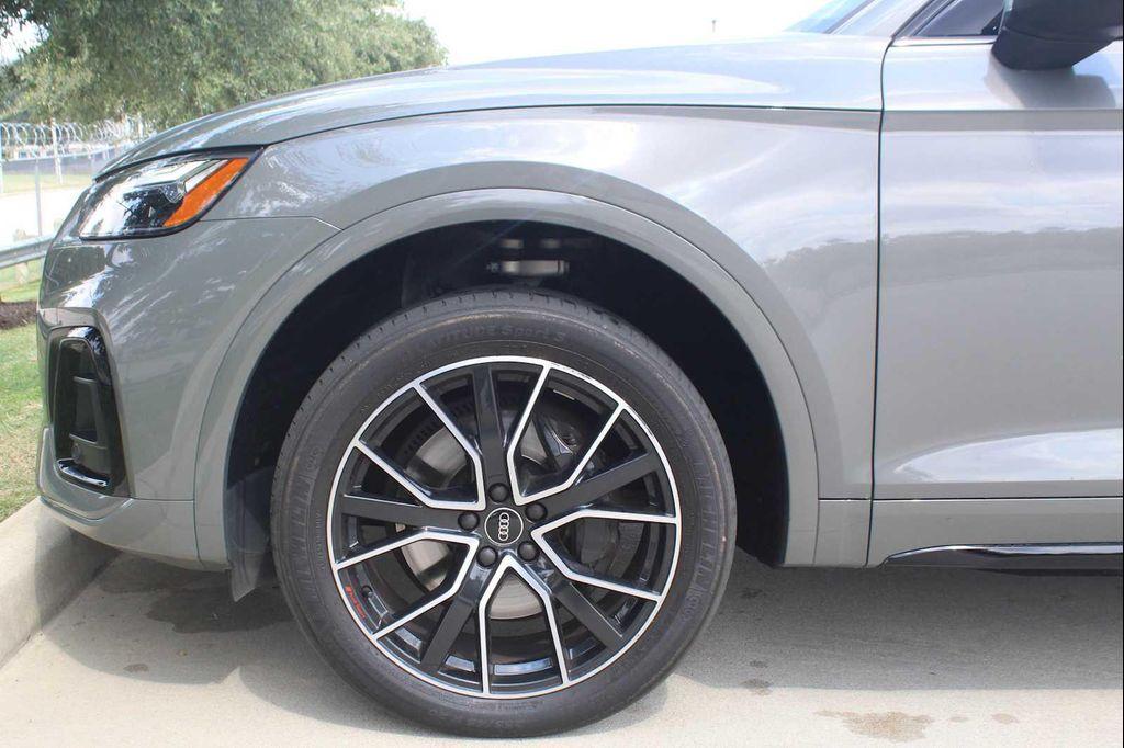 used 2023 Audi SQ5 car, priced at $47,984