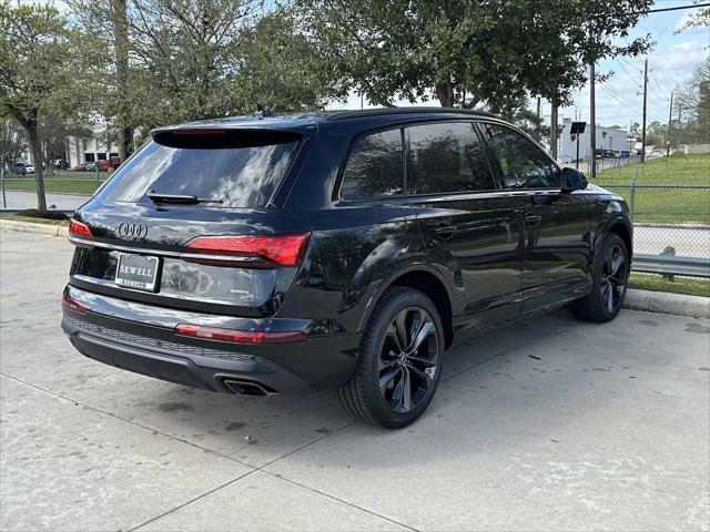 new 2025 Audi Q7 car, priced at $77,090