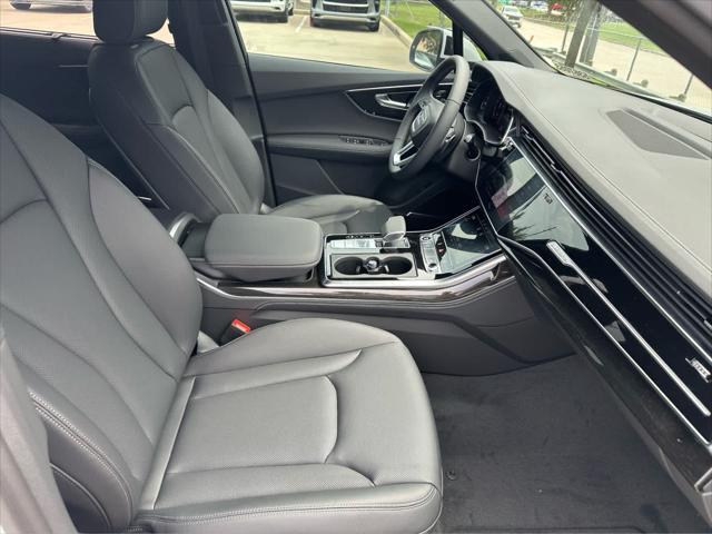 new 2025 Audi Q7 car, priced at $76,350