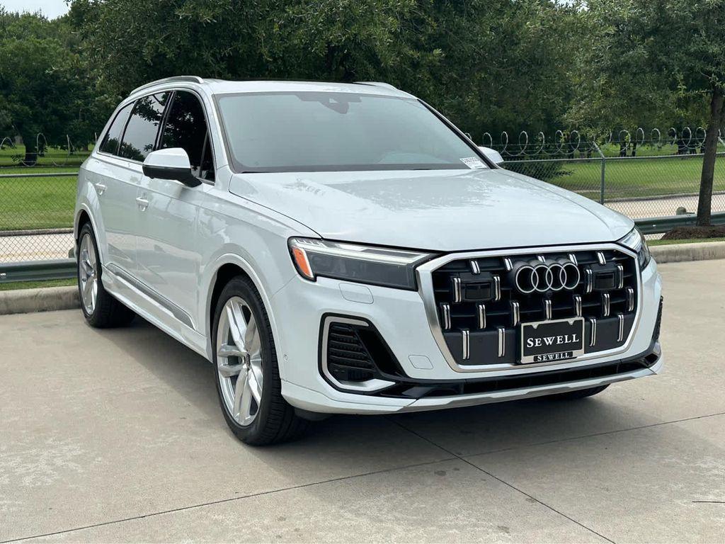 new 2025 Audi Q7 car, priced at $76,350