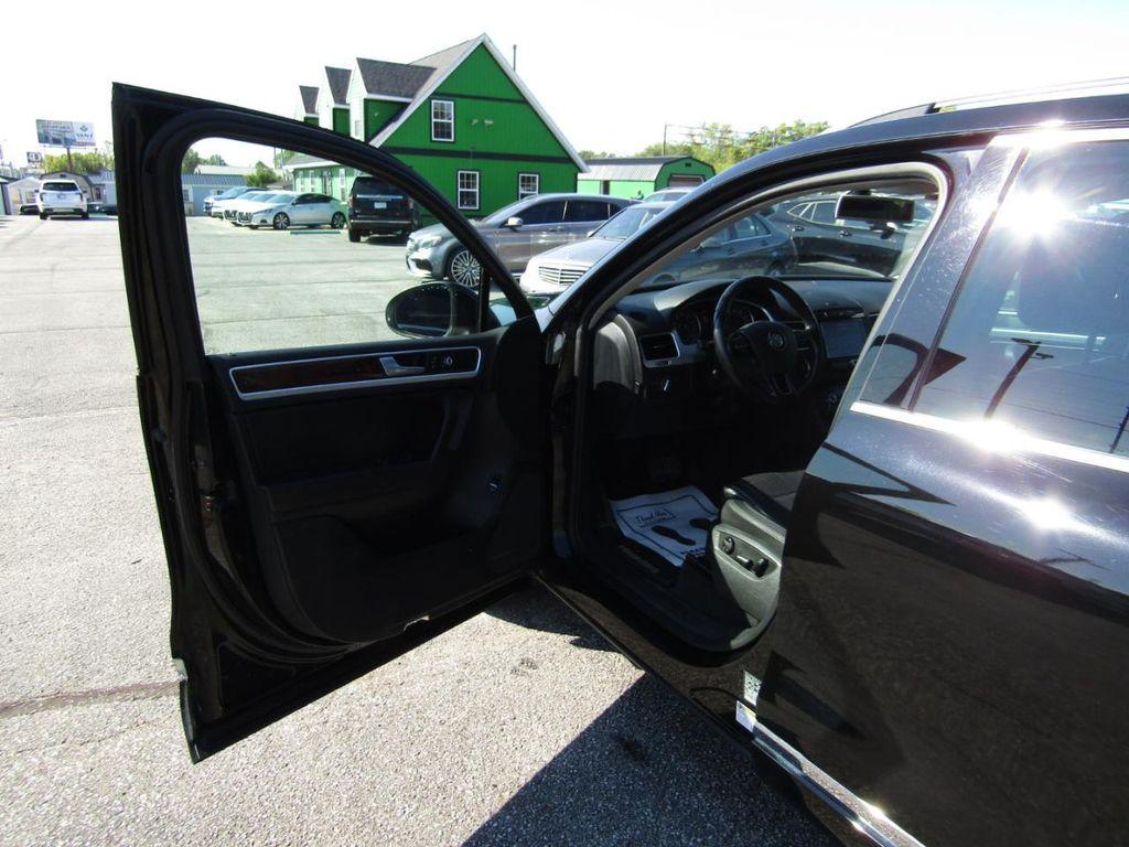 used 2014 Volkswagen Touareg car, priced at $12,499