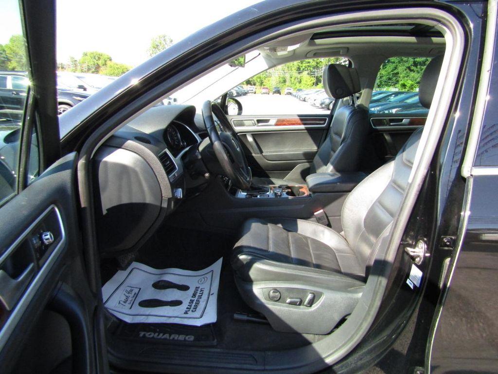 used 2014 Volkswagen Touareg car, priced at $12,499